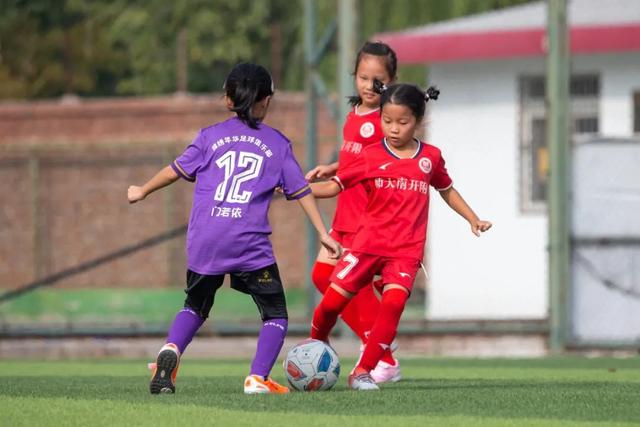 中国女篮关键比赛直播，挑战捷克力争出线